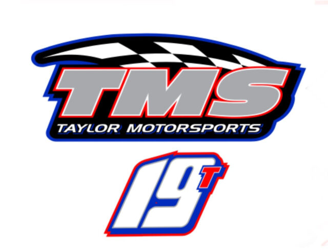 “The Fastest Car on Dirt” partners with “The Fastest Team on Turf”!
